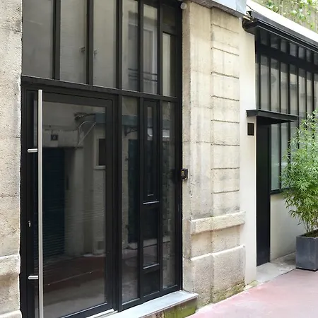 Paris-magenta * Parigi
